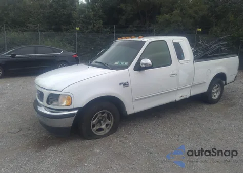 1998 Ford F-150 Standard/Xlt/Lariat/Xl from USA, damaged, VIN 1FTZX1769WKC40874